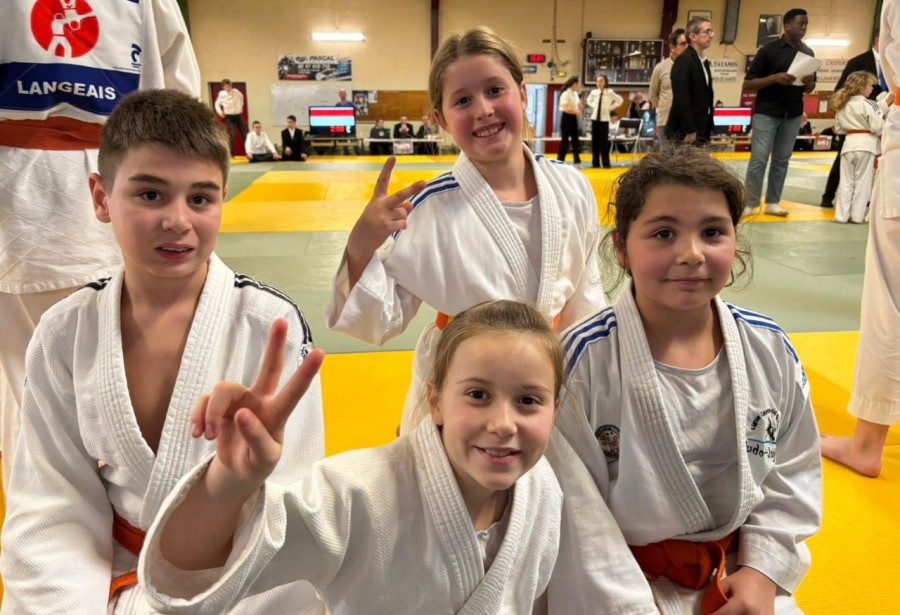 Critérium Départemental Benjamins/Benjamines au Dojo Van Hauwe à Tours le 30 Novembre 2024
